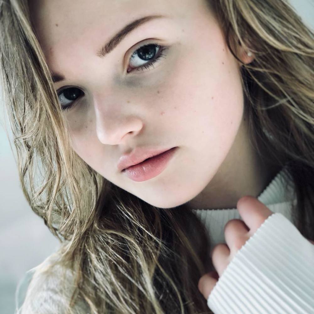 Meet your Posher, Halle